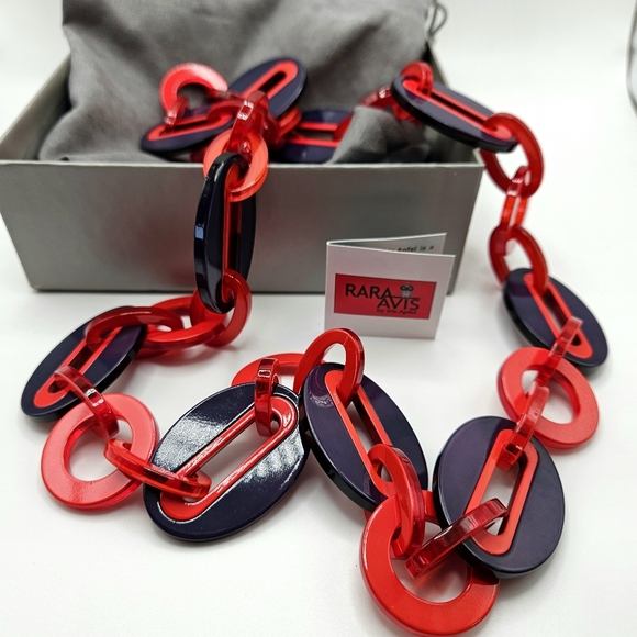 NEW Rara Avis by Iris Apfel Navy & Red Acrylic Chain Statement Link Necklace - Picture 1 of 7